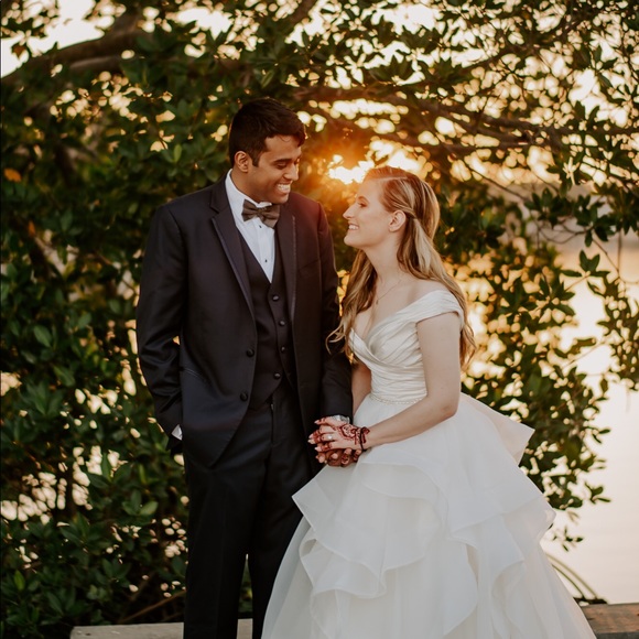 Meet your Posher, Sofia - Picture 1 of 1